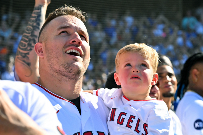 WBC 2연패 노리는 미국, 최고 타자 트라웃 캡틴 아메리카로 대표팀 참가