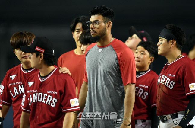 [포토] SSG 폰트, 12승 달성