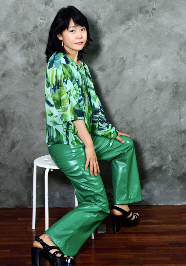 절대동안을 자랑하는 유명화가 겸 시니어모델 이상미, 20대로 나이를 돌려놓는 마법의 요정! [포토]