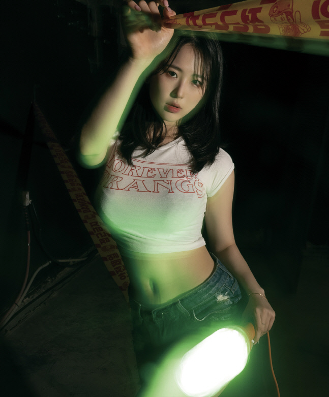 MAXIM_2022년 7월호_미스맥심 김서아 (2) (1)