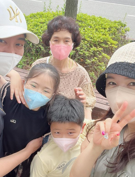 장영란, 결혼잘했네..♥한창, 장모님 생신에 통큰 용돈 플렉스 "사랑합니다"[★SNS]
