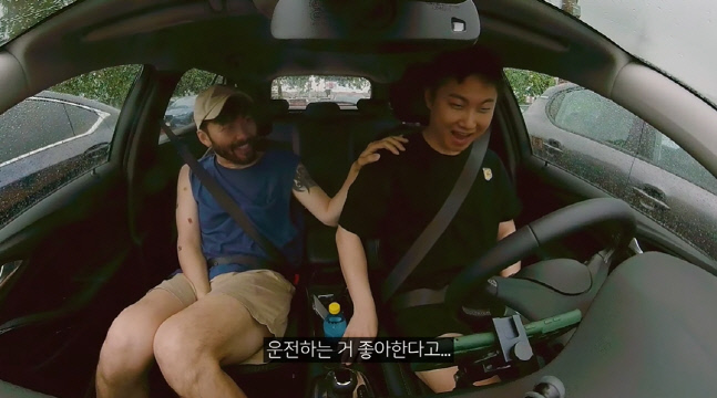 노홍철, 8년 전 음주 운전 셀프 디스 "난 면허 두 번 땄잖아" (빠니보틀)