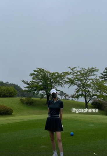 '장동건♥' 고소영, 팔뚝만한 허벅지..명품 무보정 각선미[★SNS]