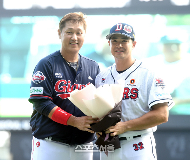 ‘조선의 4번 타자’ 이대호 은퇴투어 시작[SS잠실in]