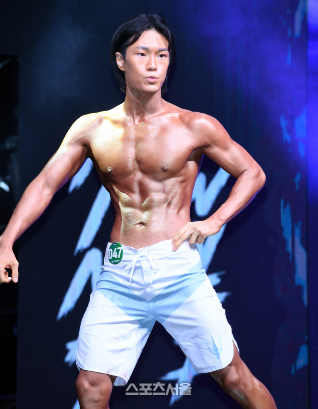 멋진 몸매의 WNGP 파이널리그 피지크 이경학, 진지해! [포토]