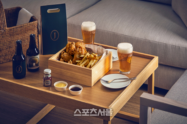 5_그랜드 조선 제주_J Basket