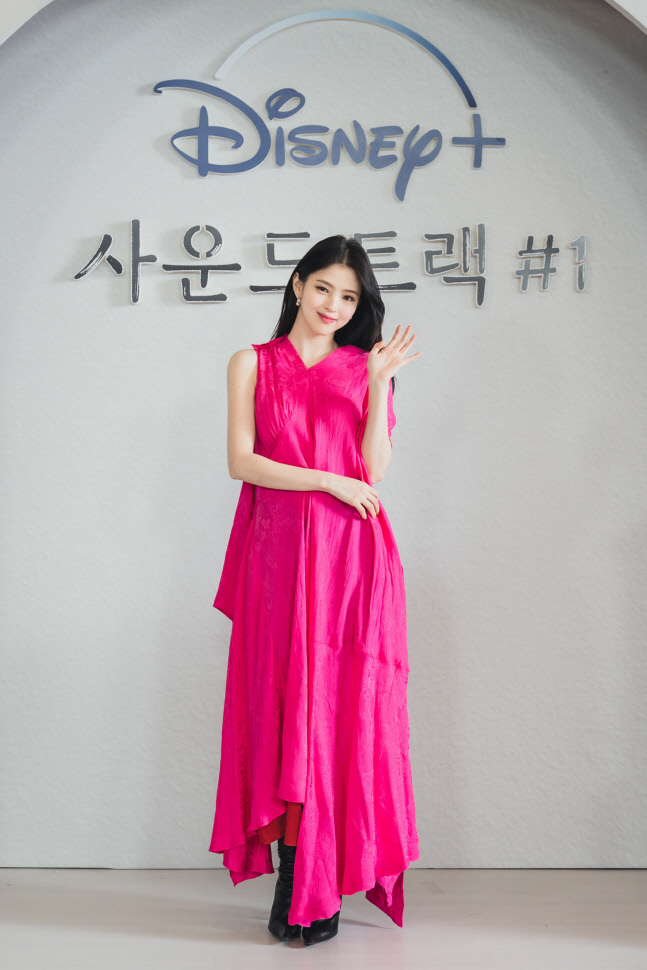 한소희 소속사 측 "촬영 중 경미한 안면 부상, 응급 치료 후 휴식"[공식]