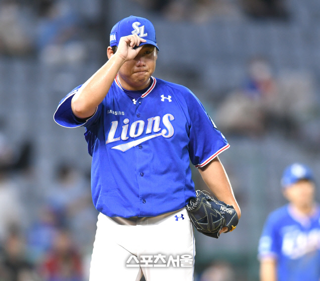 [포토] 김강민 사구에 사과하는 문용익