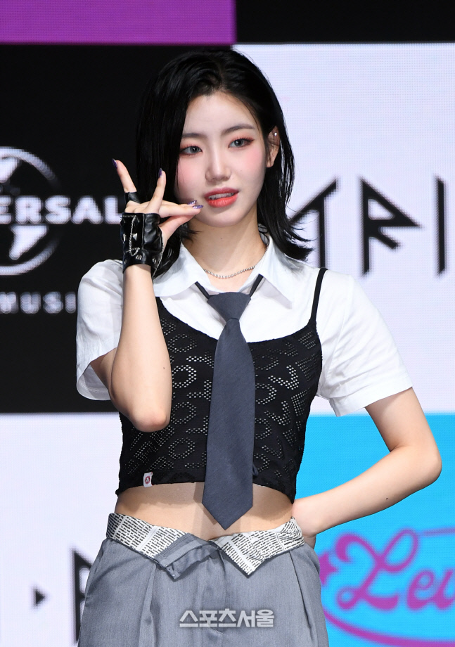 [포토]트라이비 현빈, 매력적인 흑발