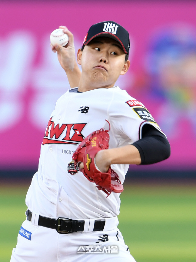 [포토]KT 소형준, 시즌 3승을 향해!