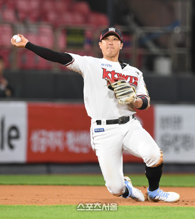 황재균, 807일만에 1루수 출전…프로통산 14번째[SS문학in]