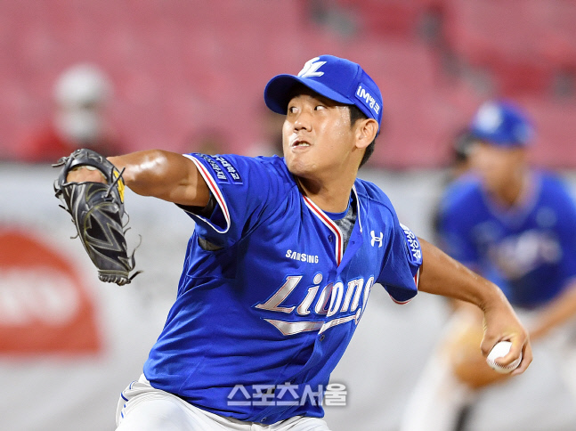 [포토]삼성 이상민, KT전 연장 10회말 등판
