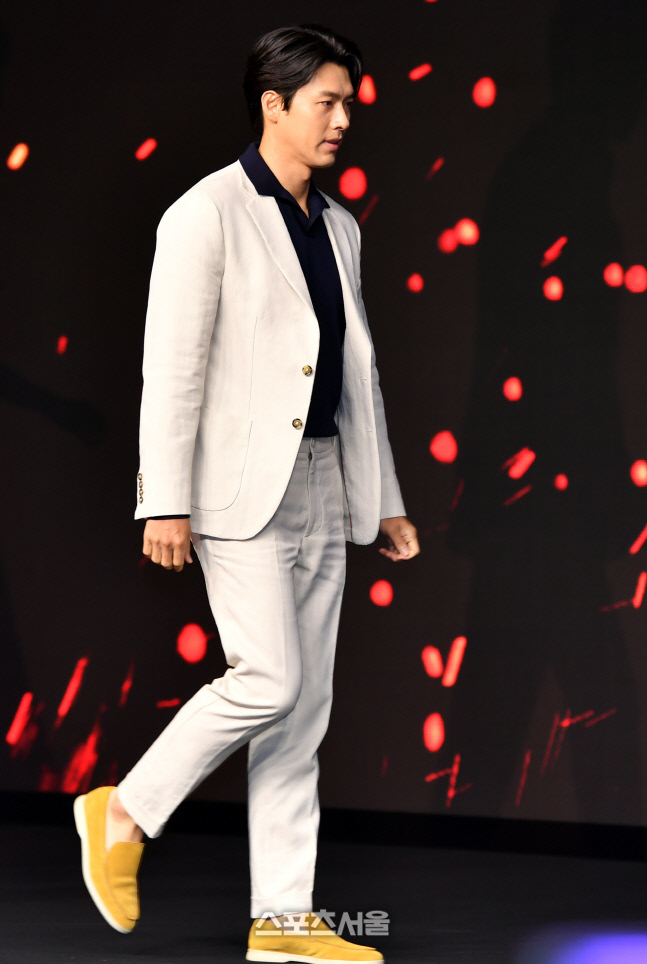 공조 무대오르는 현빈[포토]