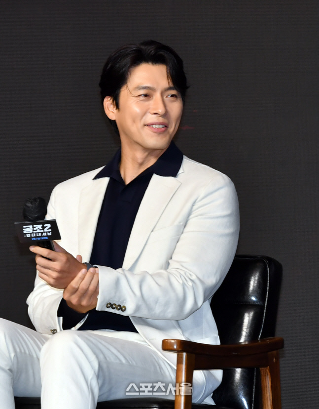 '가족이야기에 흐믓한 미소' 현빈[포토]