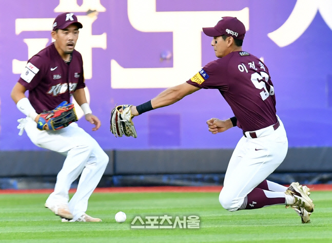 '정후도 못잡는 타구가 있구나!' 이용규[포토]