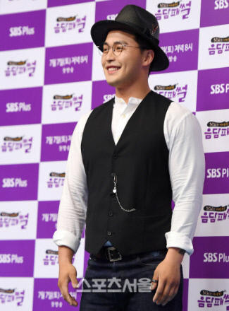 복귀 의사 밝힌 마이크로닷, SNS 프로필 연령 제한 "99세 이상만"