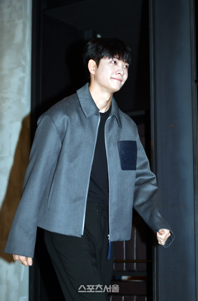 늠름한 입장, 강태오[포토]