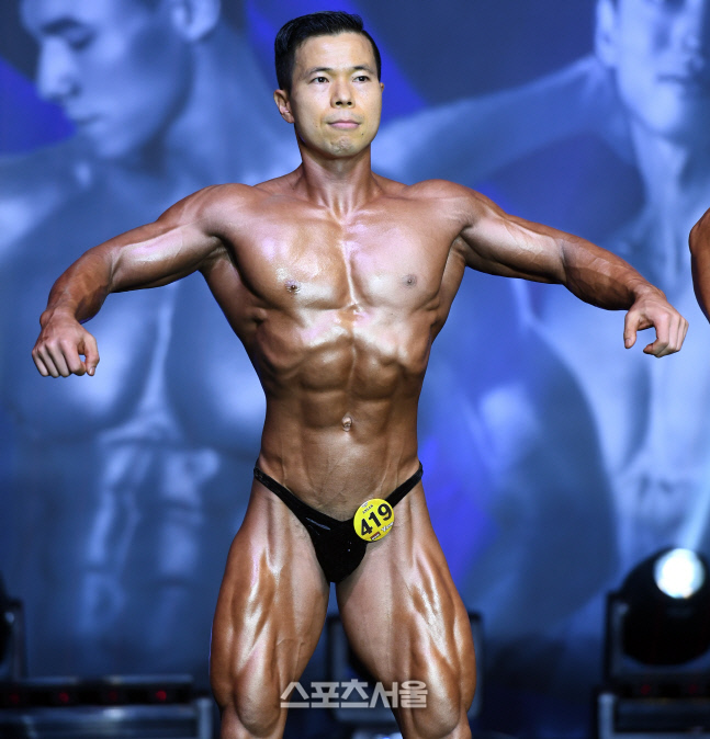 2022 WNGP 안산 클래식 보디빌딩 그랑프리 이기종, 세상이 가슴에 한가득 있네...[포토]