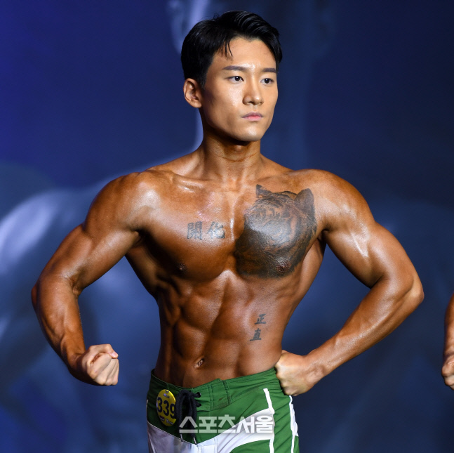 [포토]정성엽, 근육위의 타투는 포인트! (2022 WNGP 안산)
