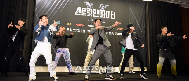 [포토] 각 크루 리더들이 펼치는 계급 미션 스테이지