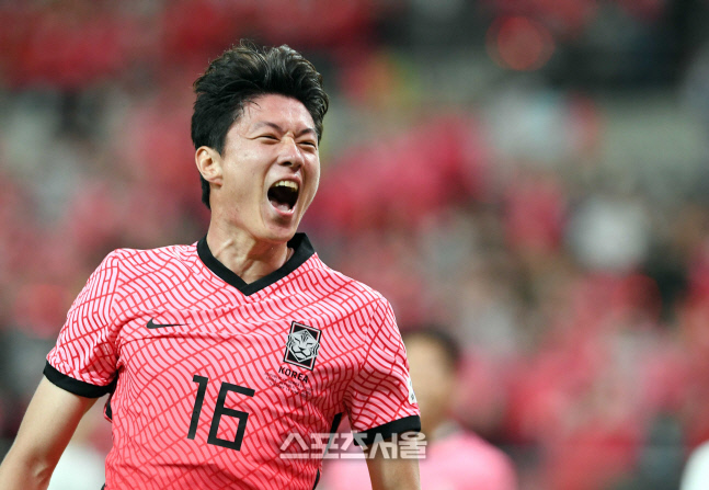 佛 레퀴프 '황의조, 목요일(25일) 노팅엄서 메디컬테스트…통과하면 그리스로'