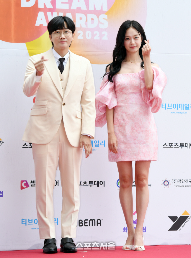 [포토]이용진-전소민, K 글로벌 하트 드림 어워즈 MC