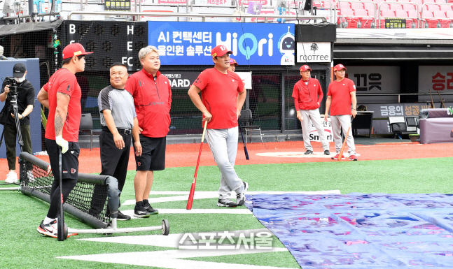 \'훈련은 제대로 할 수 있게 해줘야죠!\' 추신수의 리그를 향한 고언