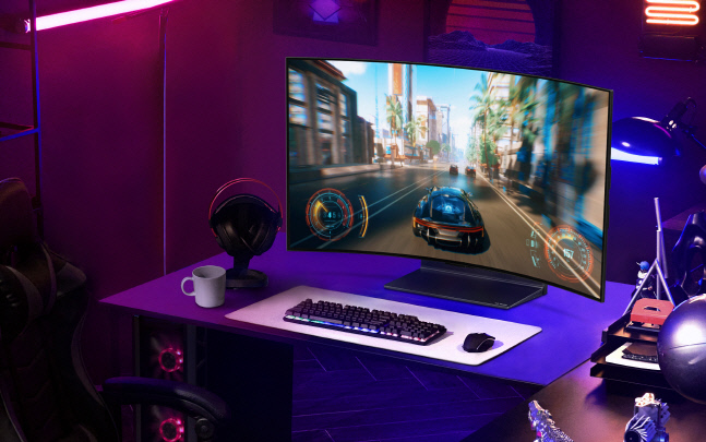 LG전자, 42형 벤더블 올레드 TV '플렉스' 최초 공개