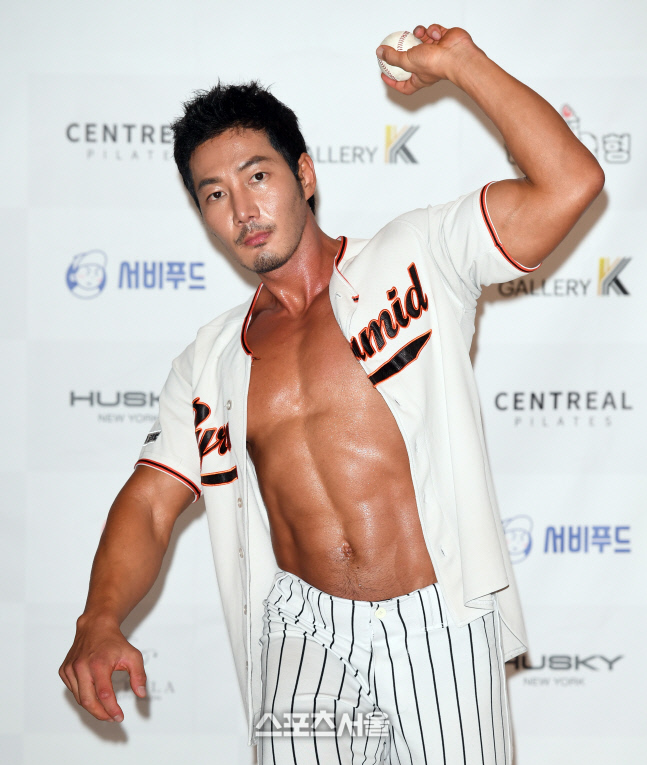 머슬마니아&맥스큐 최강 이성현, 오늘은 여심을 저격하는 야구선수! [포토]
