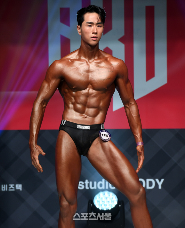 [포토]스포츠모델 박원철, 야구선수 출신다운 근육의 소유자! (제6회 아마코)