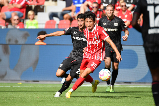 FBL-GER-BUNDESLIGA-LEVERKUSEN-FREIBURG