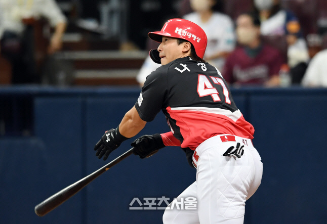 [포토]KIA 나성범, 첫 타석부터 1타점 2루타!
