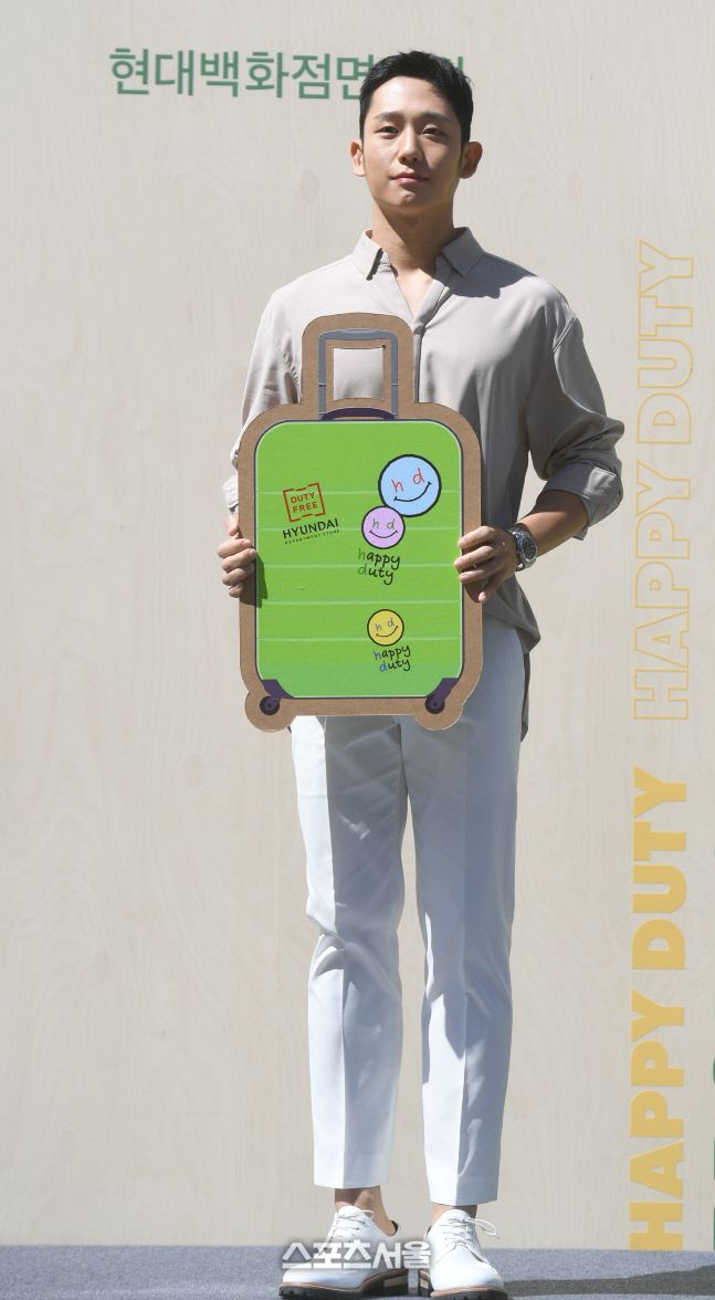 [포토] 정해인 '셀렘 유발 비주얼'