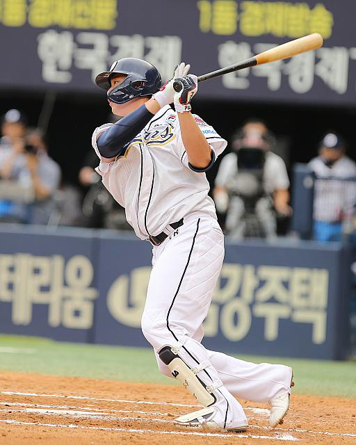 220911J2375 김민혁