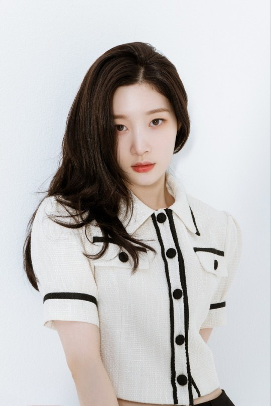 정채연, 드라마 촬영 중 부상...쇄골골절진단