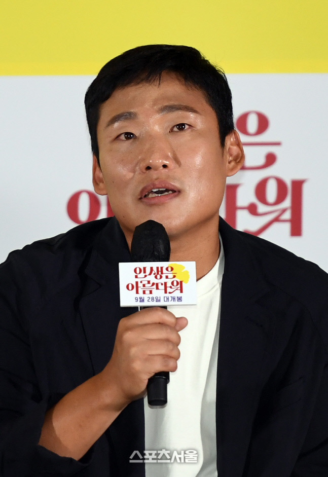 [포토]'인생은 아름다워' 연출 소감 밝히는 최국희 감독