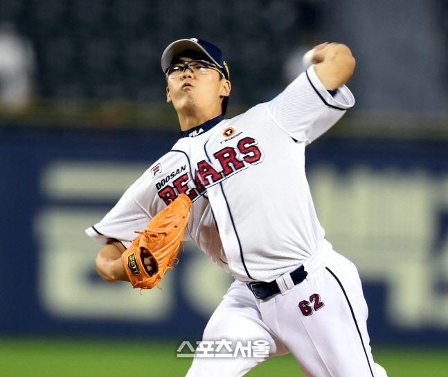[포토] 두산 이병헌 '역투'