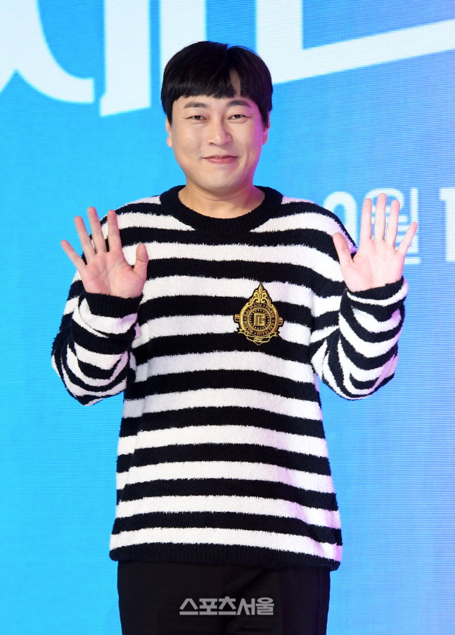 [포토]이진호, '체인 리액션' MC로!