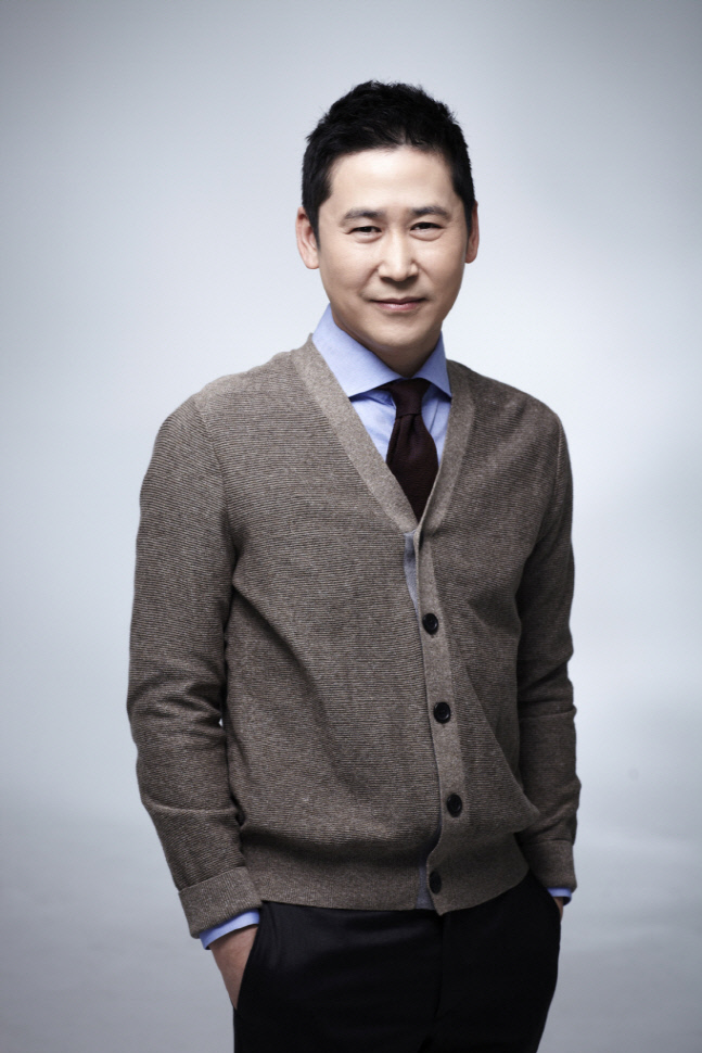 신동엽, '유퀴즈' PD 손잡고 13년 만 야외예능…'손 없는 날' MC[공식]