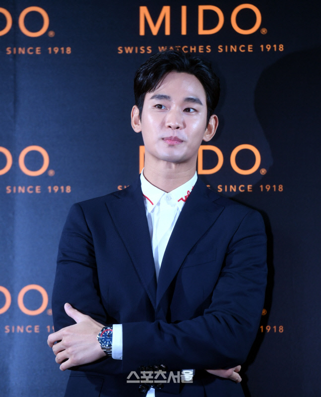 [포토] 김수현 '조각 같은 외모'