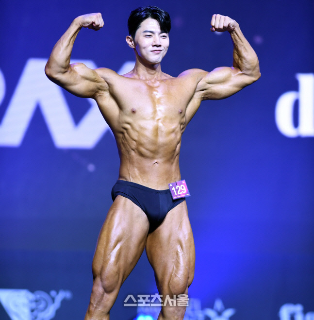 [포토] 이성민, 얼굴도 몸도 짱! (2022 머슬마니아)