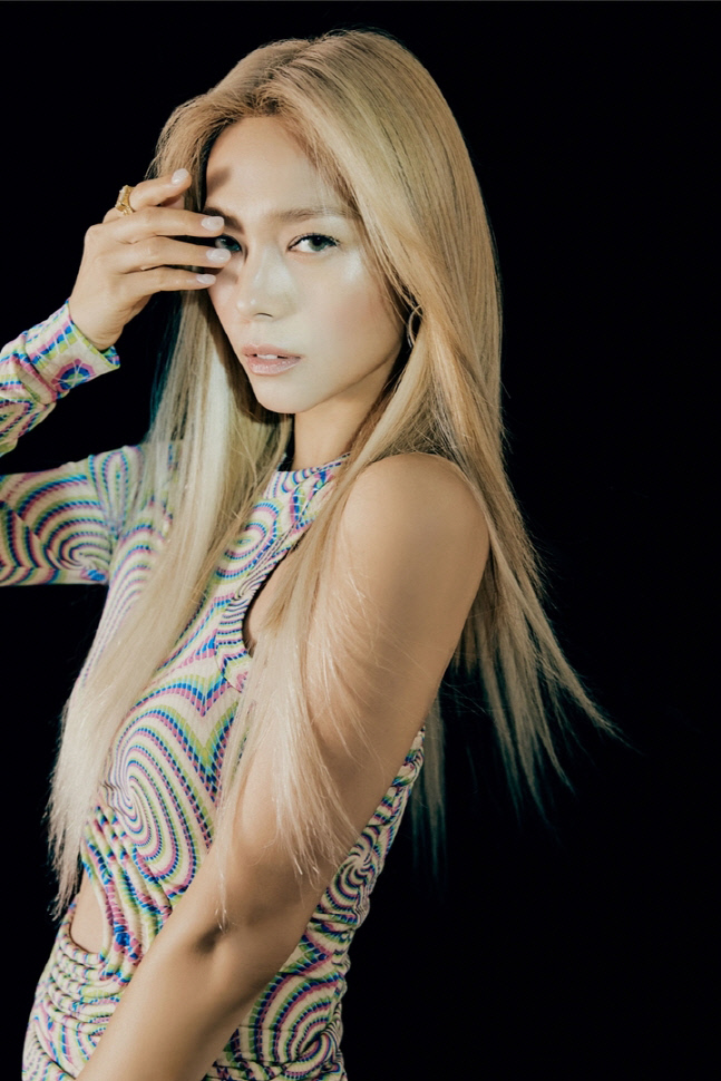 선예 "원더걸스 탈퇴, 이기적 행동 맞지만…악플러에겐 할 말 없어"