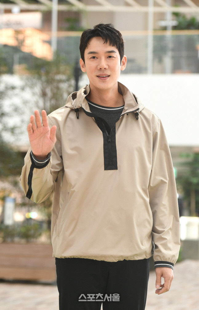 [포토] 유연석 '달콤하게'