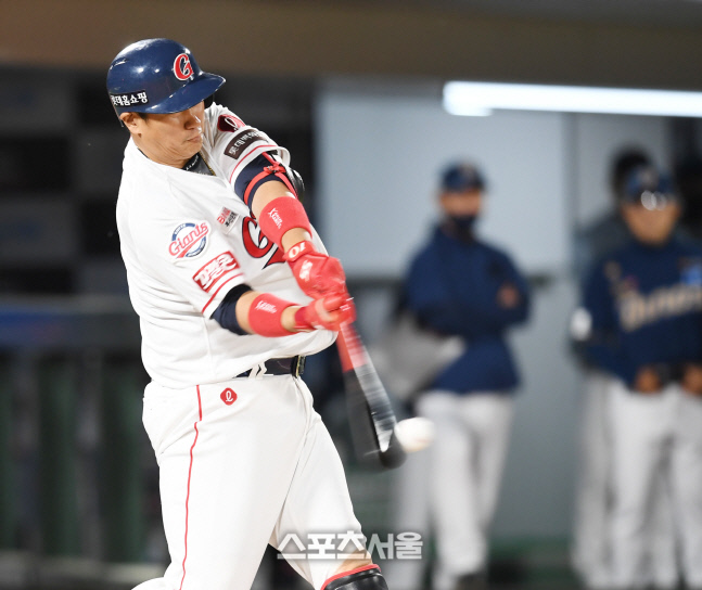 은퇴투어→그랜드슬램, 가을야구 포기 안 했다는 거인의 의지[SS스타]