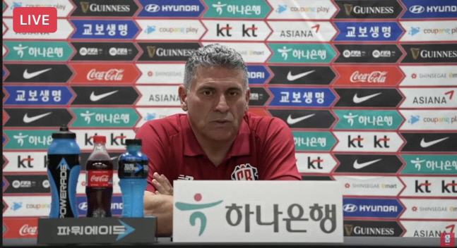 수아레스 코스타리카 감독 "나바스·테헤다 없지만 의미 있는 평가전"