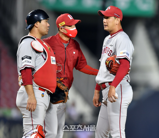 피말리는 순위 쟁탈전, 성패는 토종 마운드 높이[SS 시선집중]