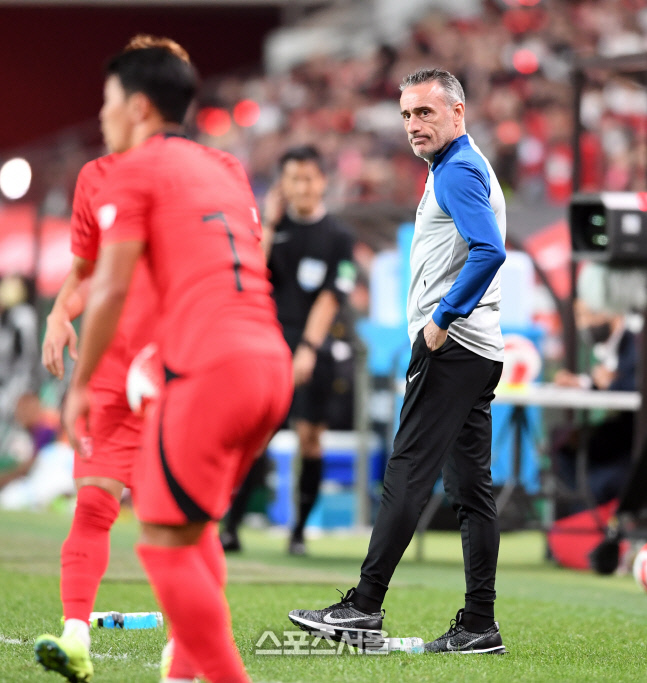 日빠르면 10월말 월드컵 최종엔트리 발표, 현지 평가전까지…'벤투호'와 정반대 행보