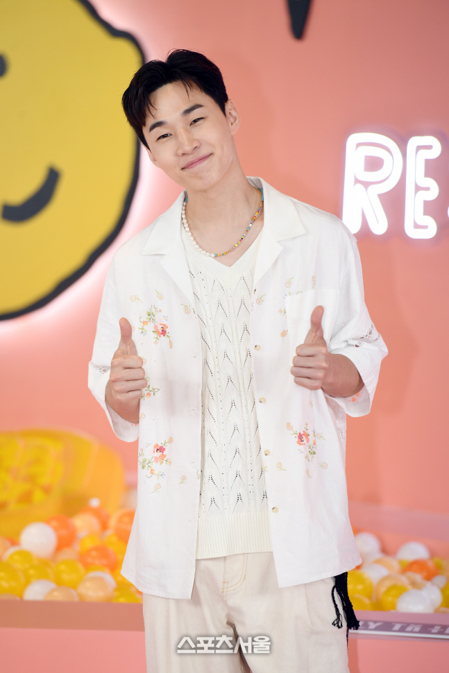 헨리, 도 넘은 악플에 강경대응 예고 "가족까지 위협, 참담한 심정"[공식]