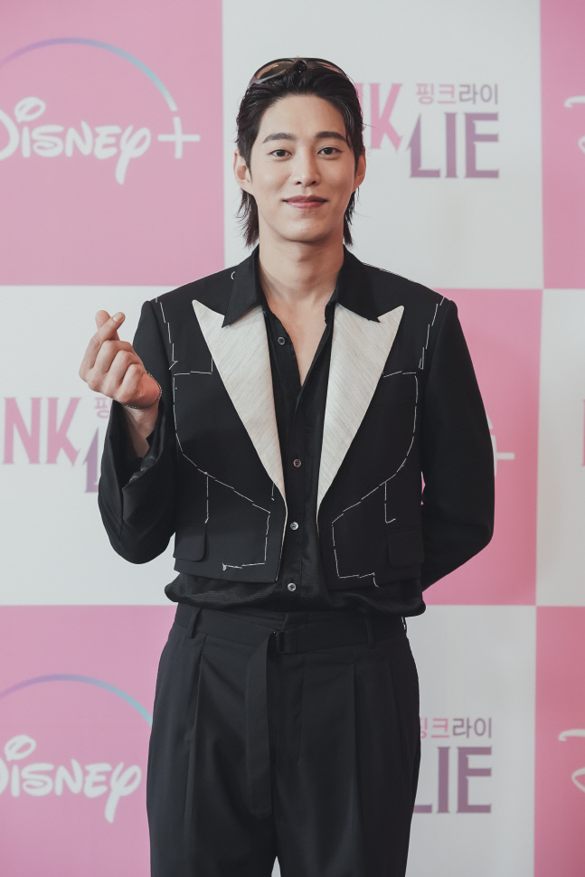 핑크라이_단체1