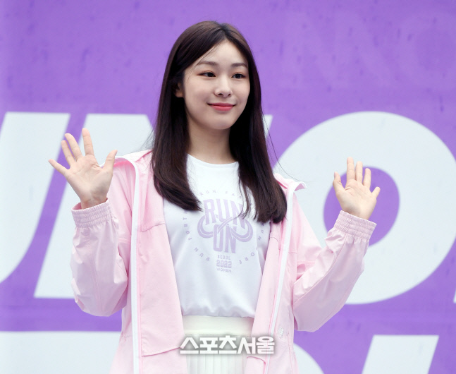 [포토] 김연아 '우아한 미소의 예비신부'